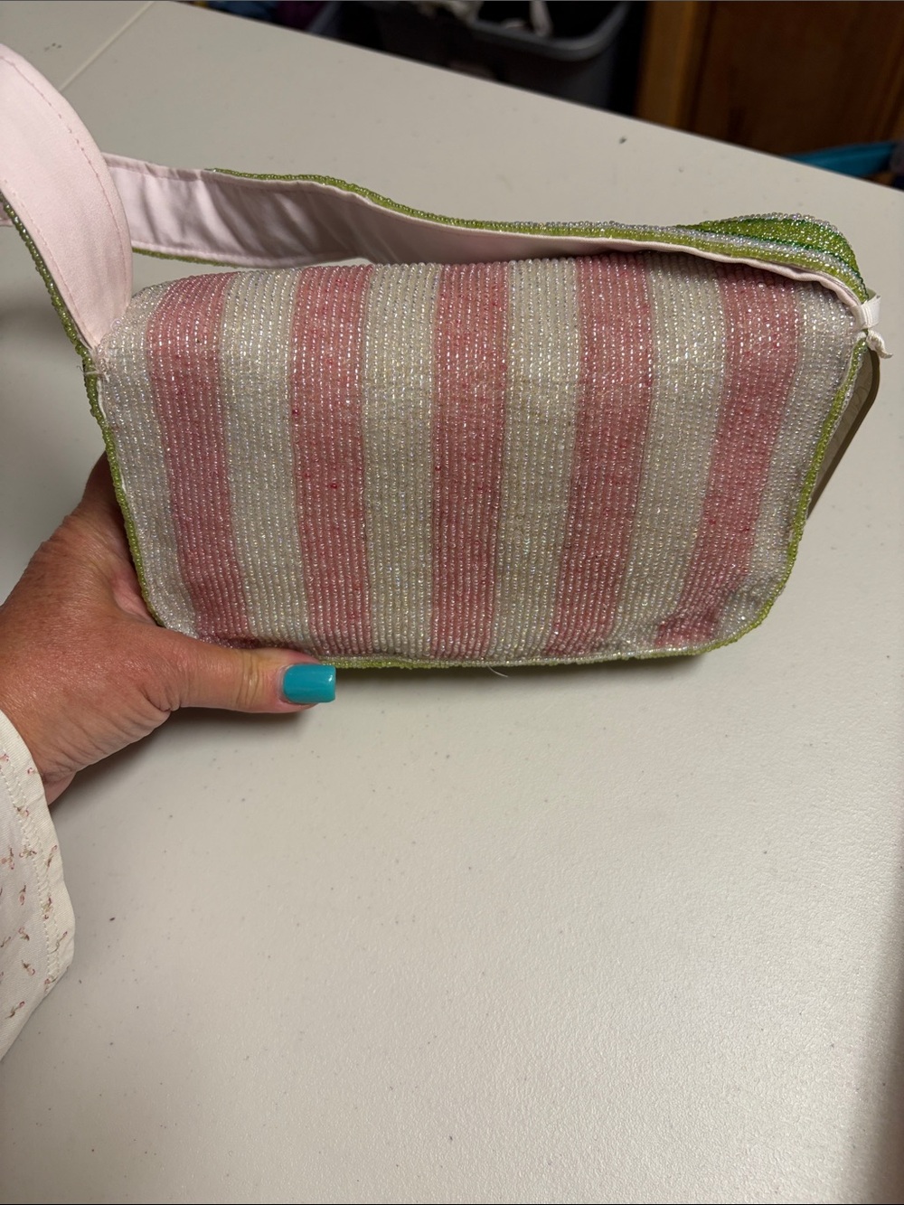 Handmade in India Beaded Pink Tulip Shoulder Bag - Picture 12 of 14